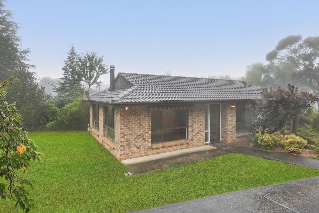 26 Bass Rd, Wentworth Falls, NSW 2782