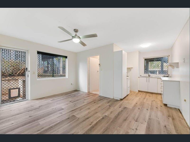1/63 Victor St, Holland Park, QLD 4121