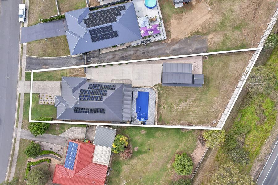100 Equestrian Dr, Yamanto, QLD 4305