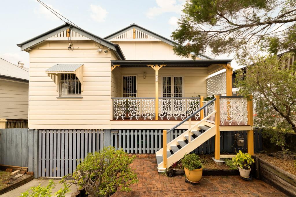 143 Fifth Ave, Windsor, QLD 4030