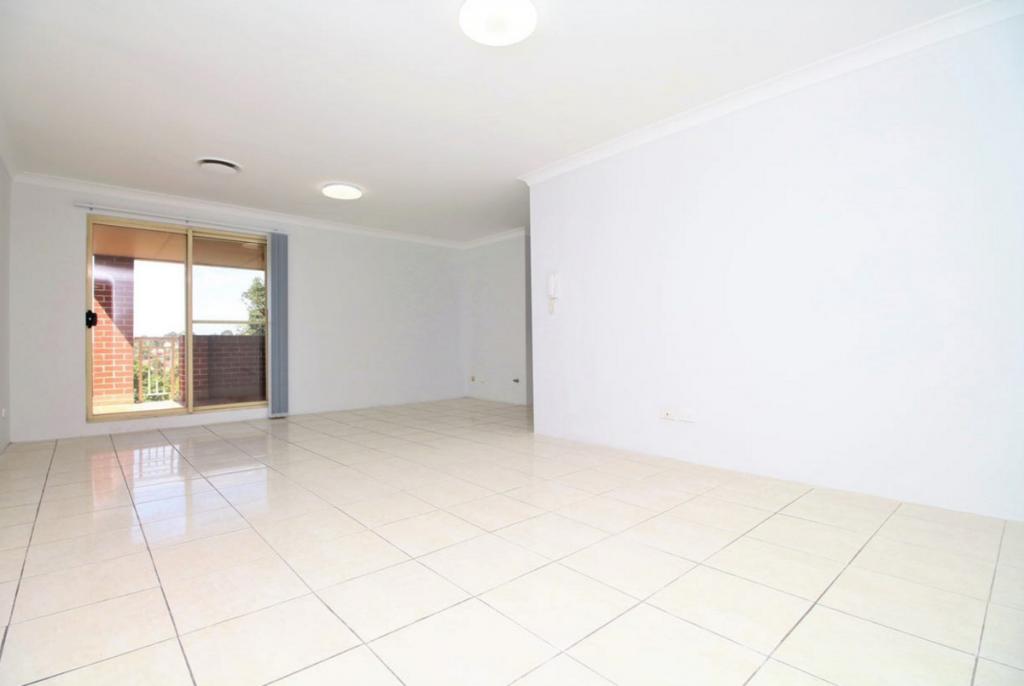 18 B/88-98 Marsden St, Parramatta, NSW 2150