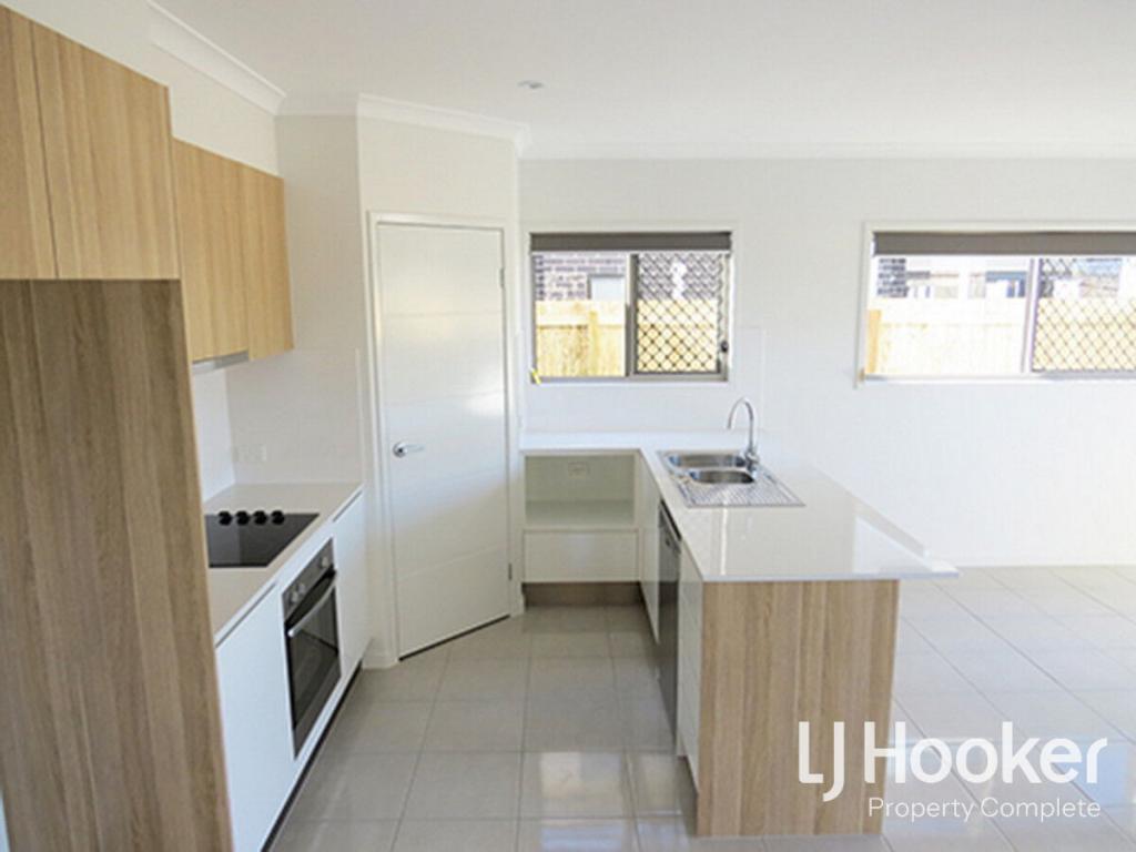 5 Lowthers St, Yarrabilba, QLD 4207