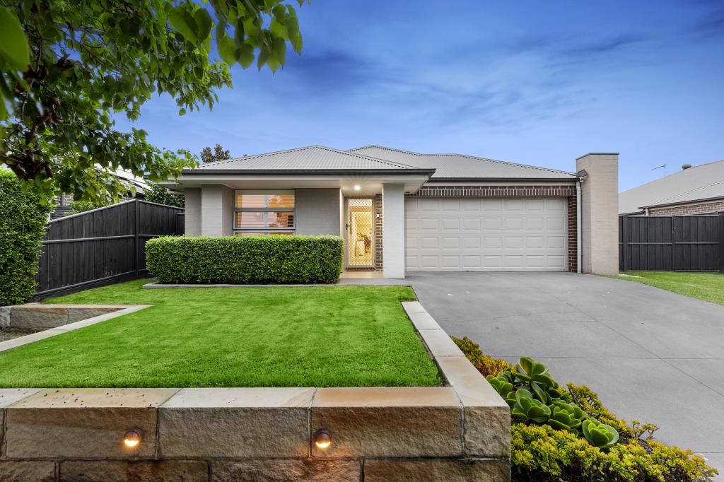 11 PASTORAL ST, PITT TOWN, NSW 2756