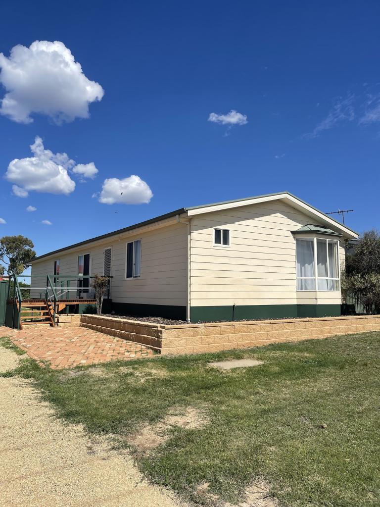 8 Allen Rd, Tiddy Widdy Beach, SA 5571