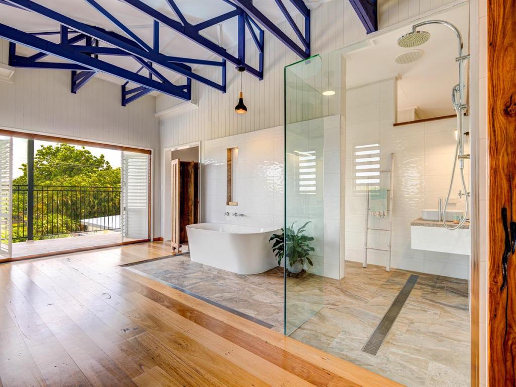 22 Illich St, Kurrimine Beach, QLD 4871