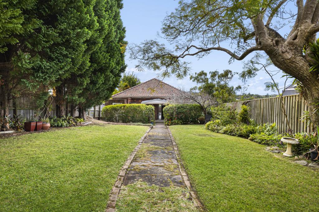 34 Macmillan St, Seaforth, NSW 2092