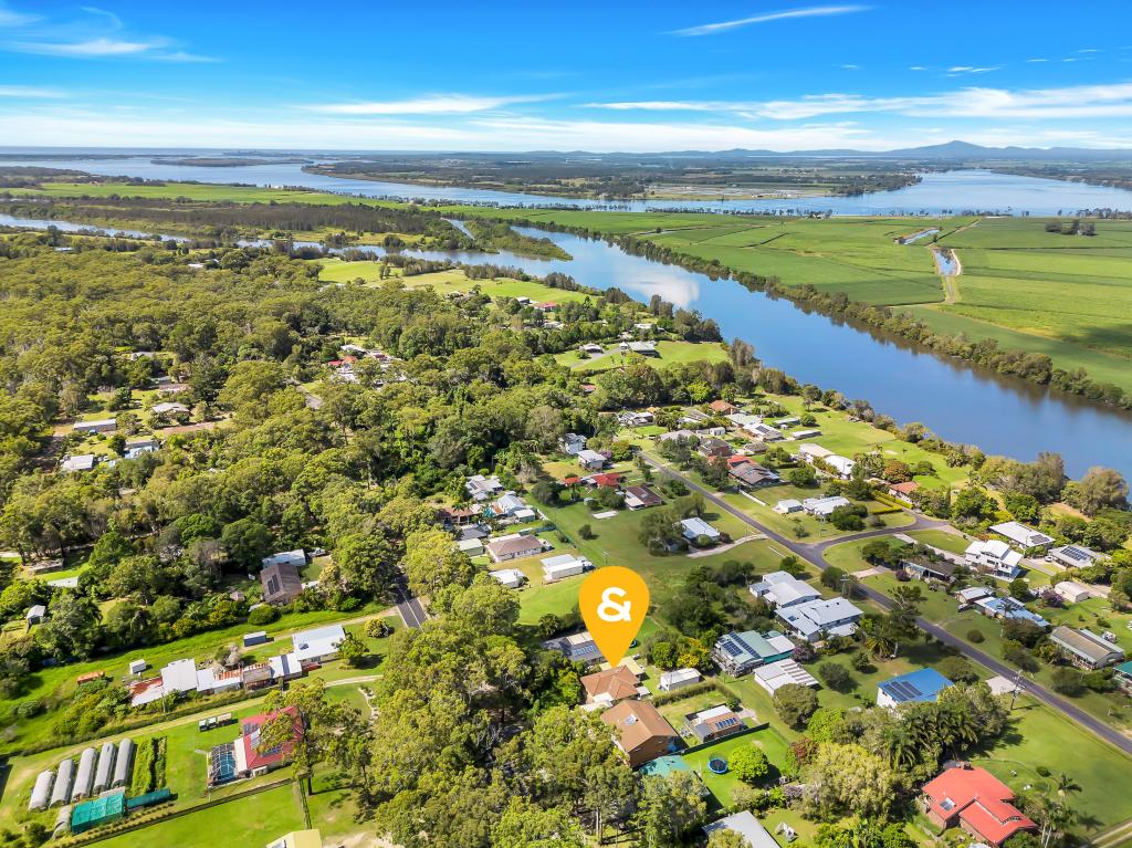 39 Middle St, Woombah, NSW 2469