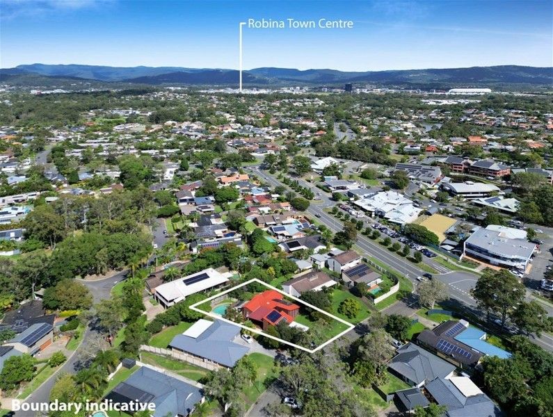 5 TENNYSON PL, ROBINA, QLD 4226