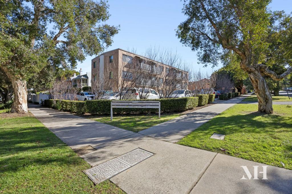 11/52 ONSLOW RD, SHENTON PARK, WA 6008