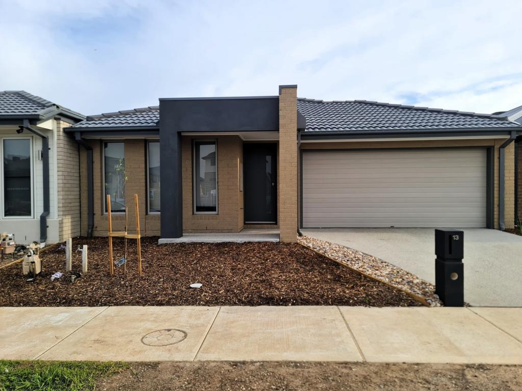 13 ARCHER RD, WYNDHAM VALE, VIC 3024