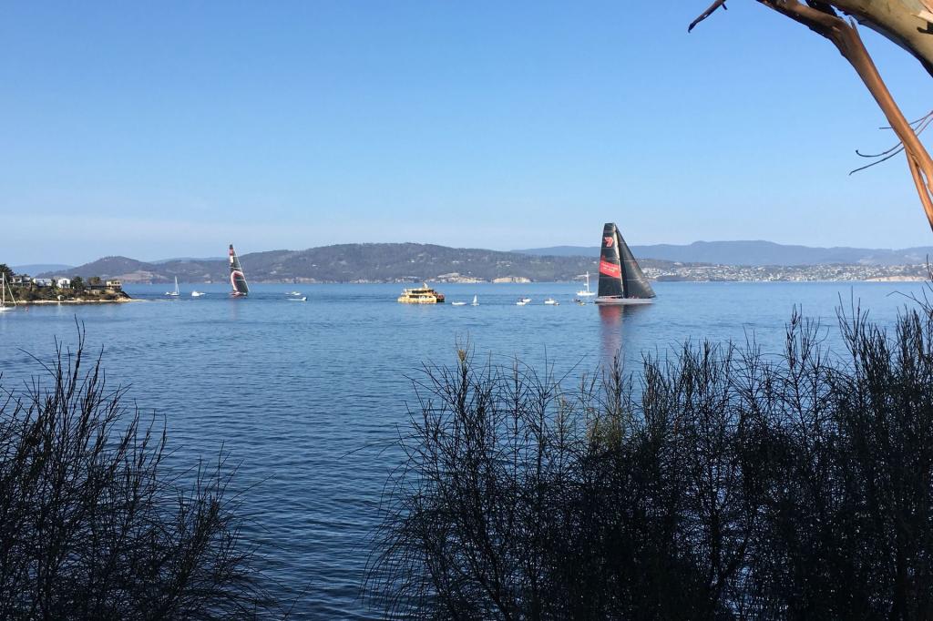 98-98a Spitfarm Rd, Opossum Bay, TAS 7023
