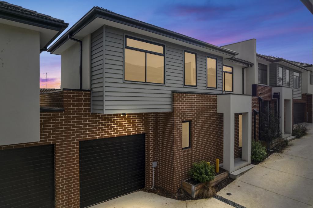 6 Sooty Lane, Pakenham, VIC 3810