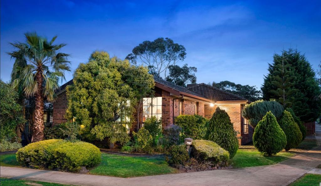91 CENTENARY DR, MILL PARK, VIC 3082