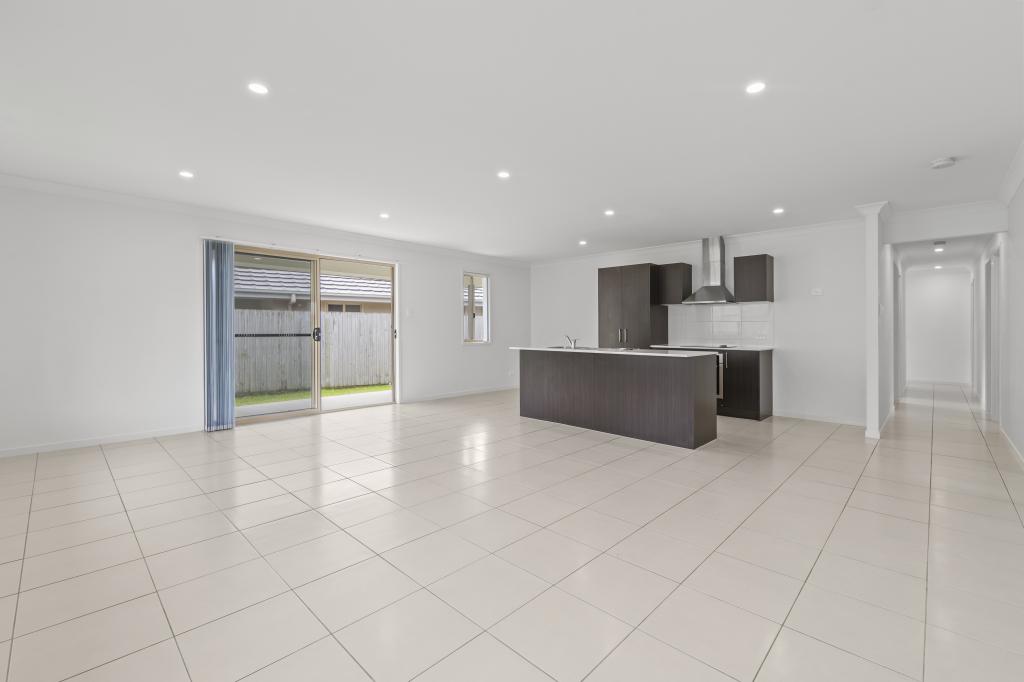 106 DIXON DR, PIMPAMA, QLD 4209