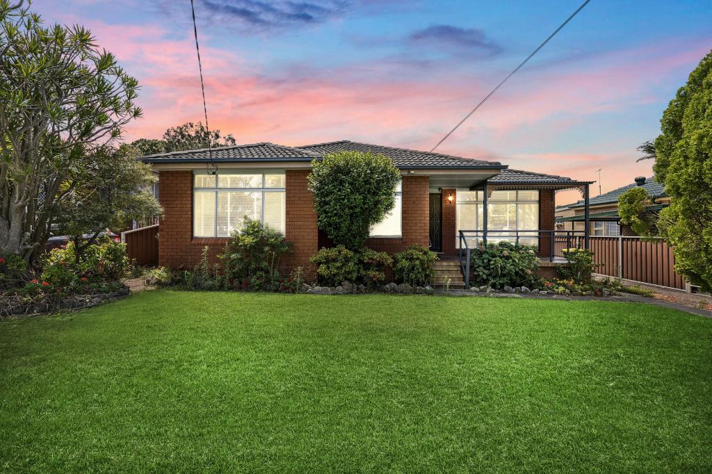 10 Suva Cres, Greenacre, NSW 2190