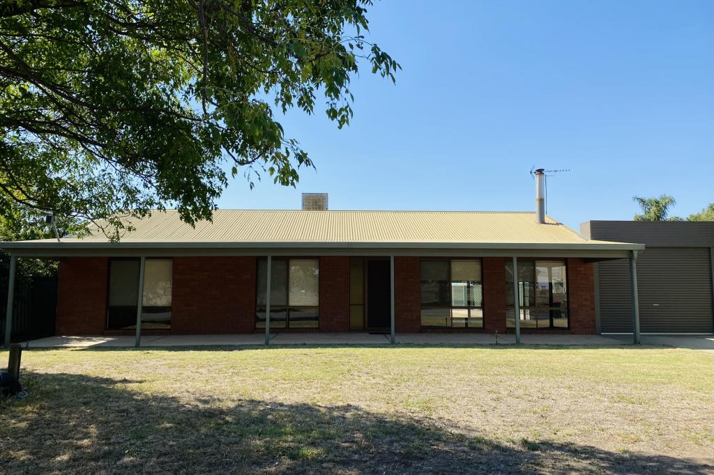 42 Sharp St, Yarrawonga, VIC 3730