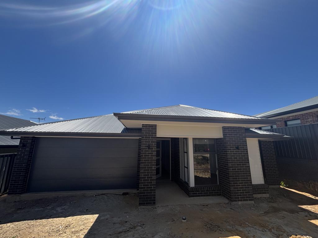 16 Swinley Cl, Mount Barker, SA 5251