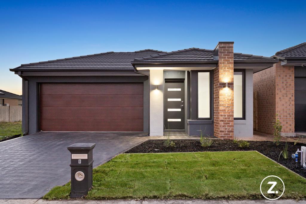 8 SILVEREYE CCT, BEVERIDGE, VIC 3753