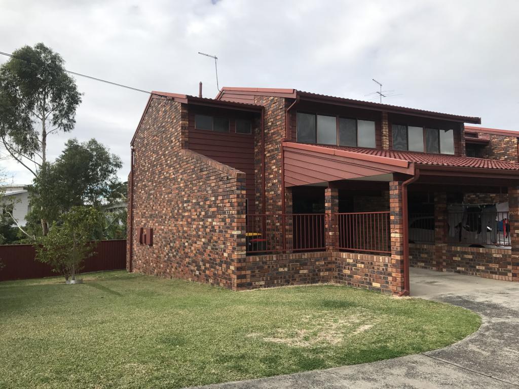 1/3 Farrell St, Balgownie, NSW 2519