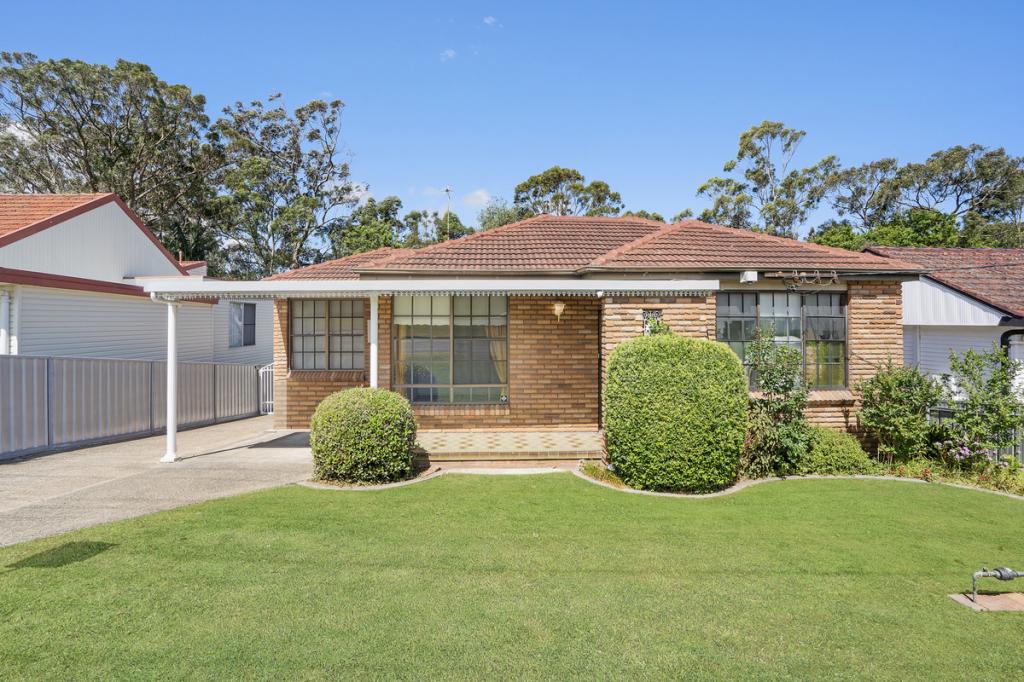 3 Kirkdale Dr, Kotara South, NSW 2289