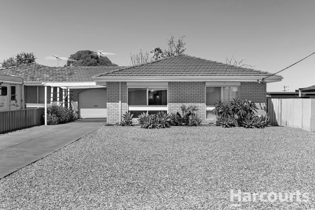 1/4 Scrivener Pl, Halls Head, WA 6210