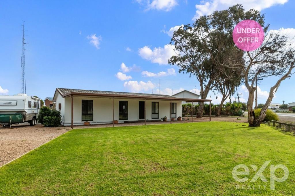 22 Rossiters Rd, Moonta Bay, SA 5558