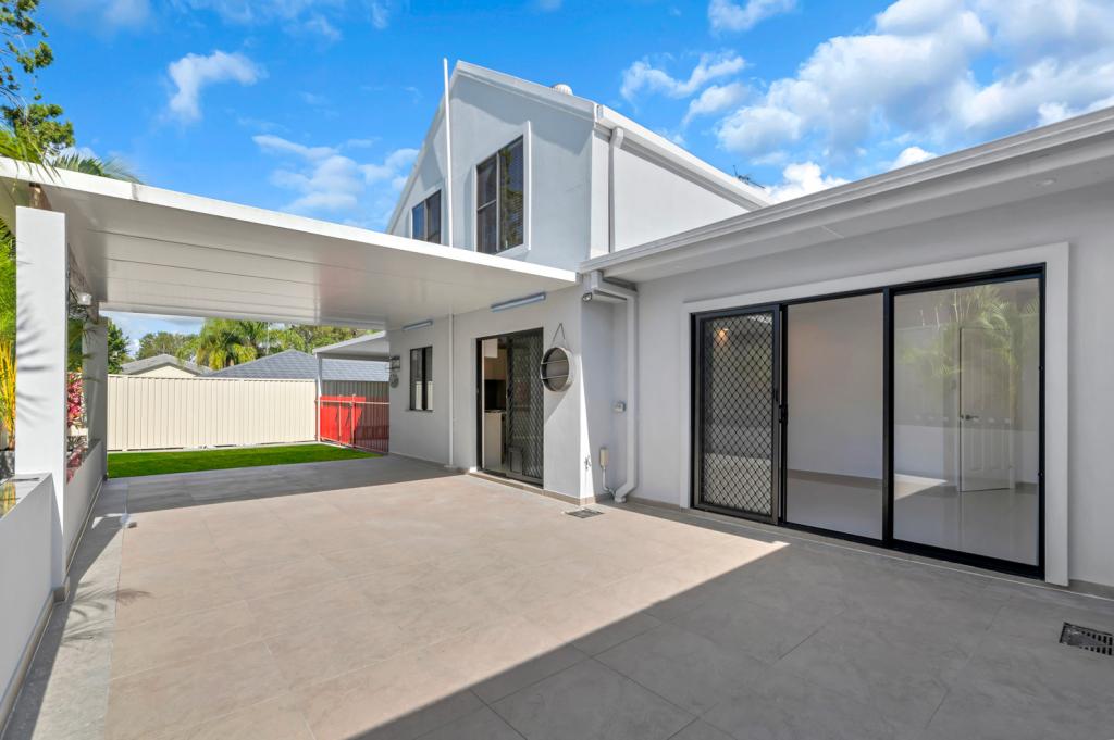 2/30 Corunna Cres, Ashmore, QLD 4214