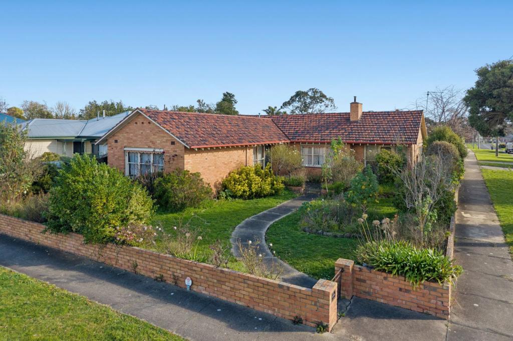61 Church St, Colac, VIC 3250