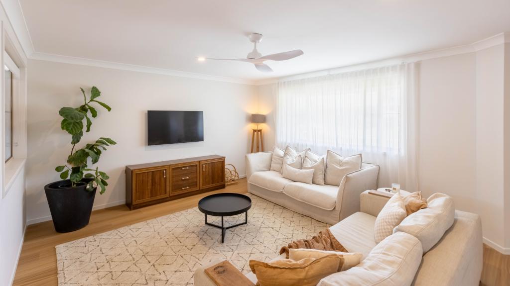 42 Admiralty Ct, Yamba, NSW 2464