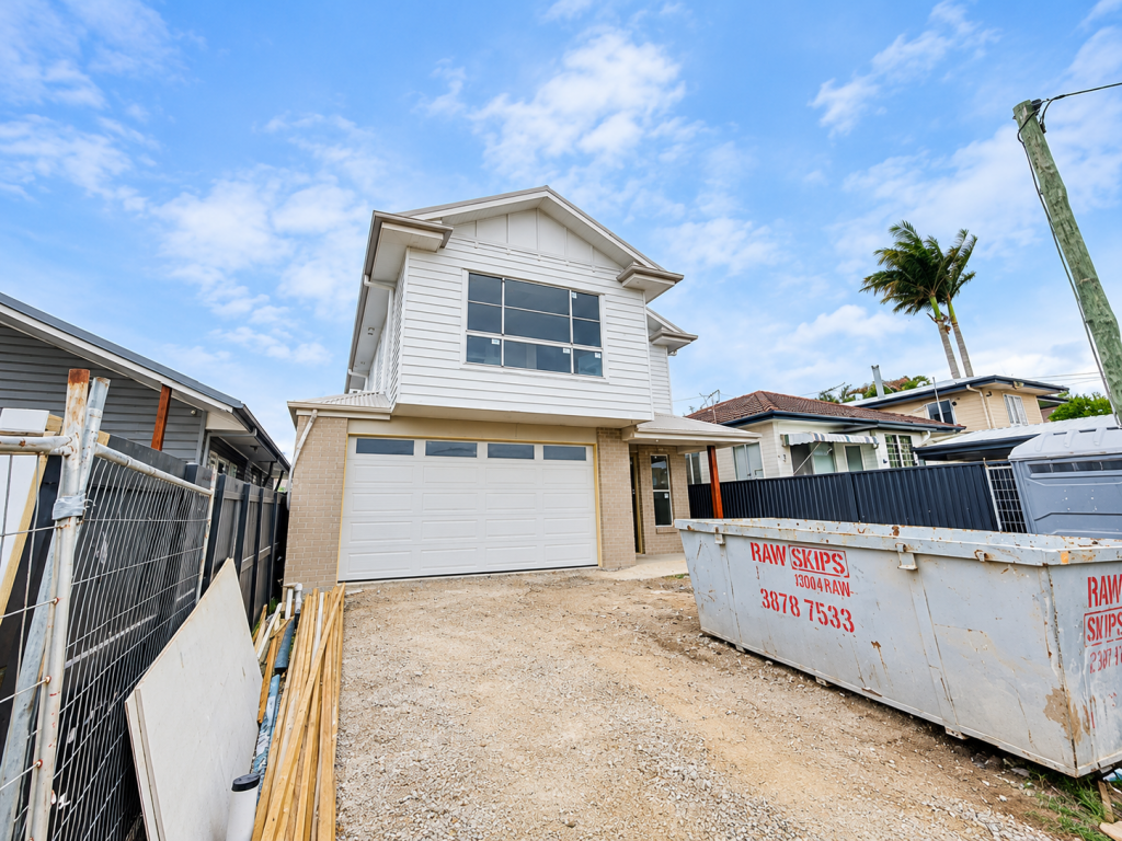 36 King St, Woody Point, QLD 4019