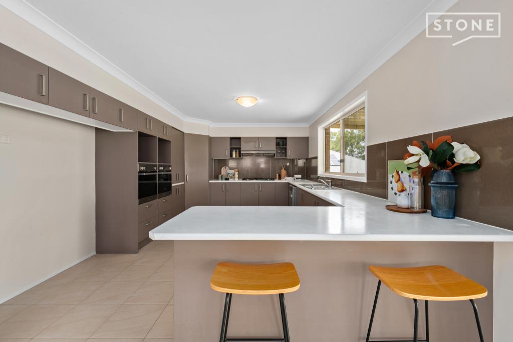 12 Kookaburra Cl, Weston, NSW 2326