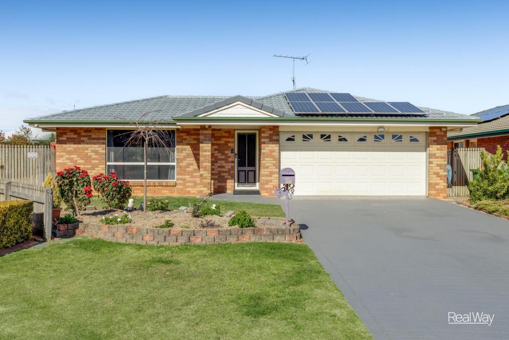 8 Grant Cl, Middle Ridge, QLD 4350