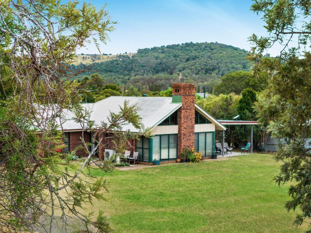 13 Luther Ct, Minden, QLD 4311