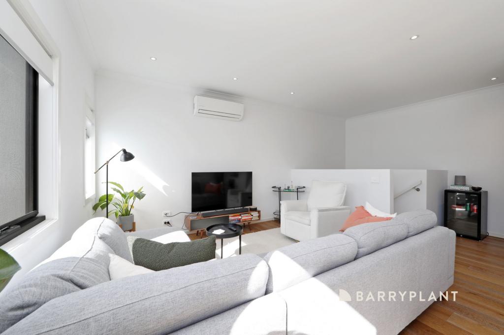 2/9 Luton Ct, Rowville, VIC 3178