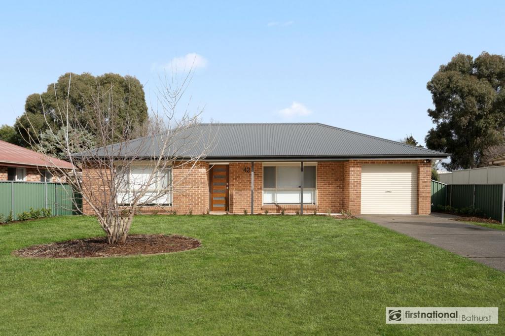 42 Halfpenny Dr, Kelso, NSW 2795