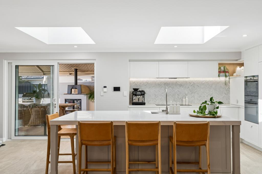 22 Stonewall Cct, Landsdale, WA 6065