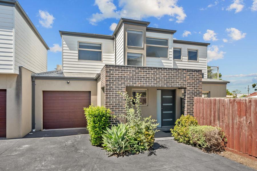 3/11 BIRCH AVE, TULLAMARINE, VIC 3043