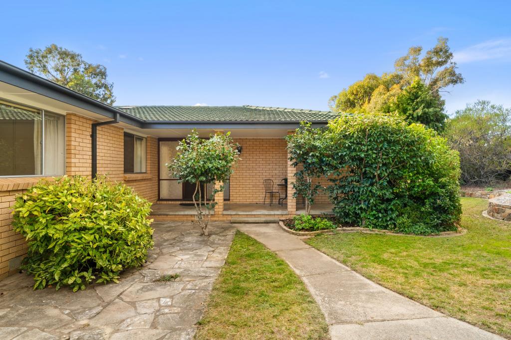 15 Kinleyside Cres, Weetangera, ACT 2614