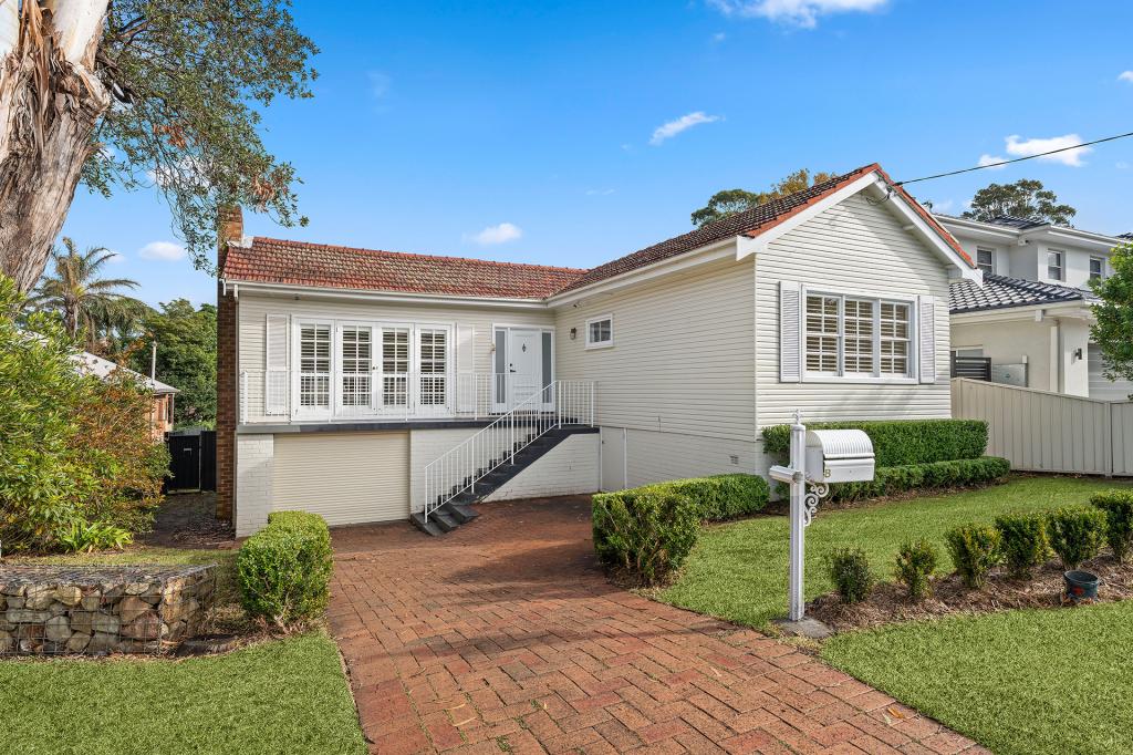 8 Byrarong Ave, Mangerton, NSW 2500