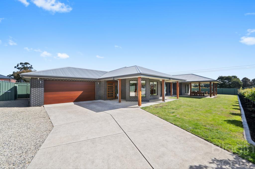 10 Caviar Ct, Miners Rest, VIC 3352