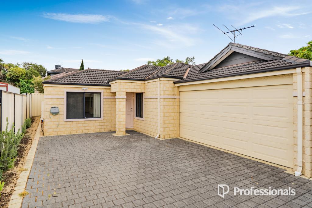 25c Ravenswood Dr, Nollamara, WA 6061