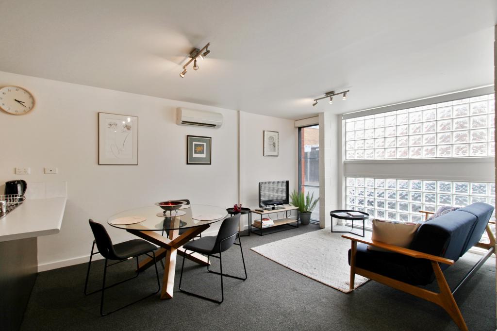 1/14 GLASS ST, NORTH MELBOURNE, VIC 3051