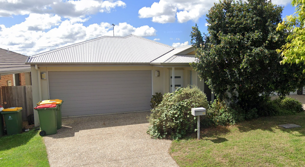 11 Goldfinch St, Redbank Plains, QLD 4301