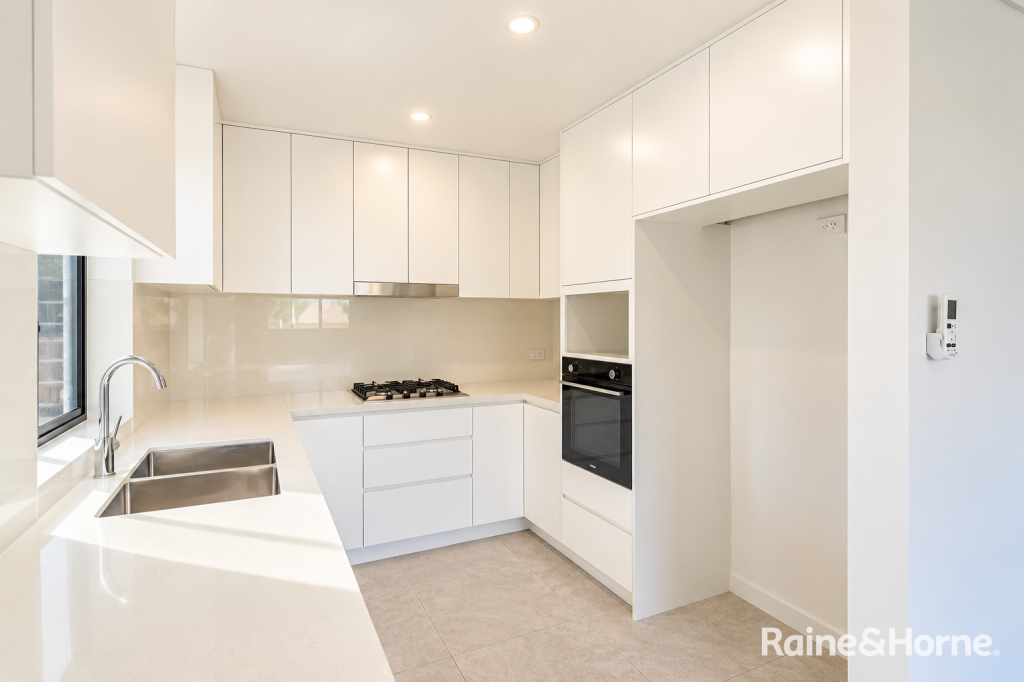 1C CURRONG ST, SOUTH WENTWORTHVILLE, NSW 2145