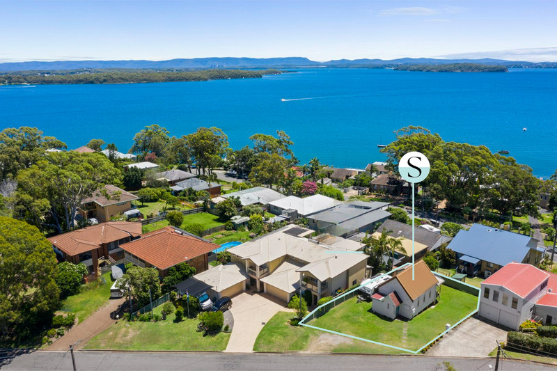 4 Central Ave, Nords Wharf, NSW 2281