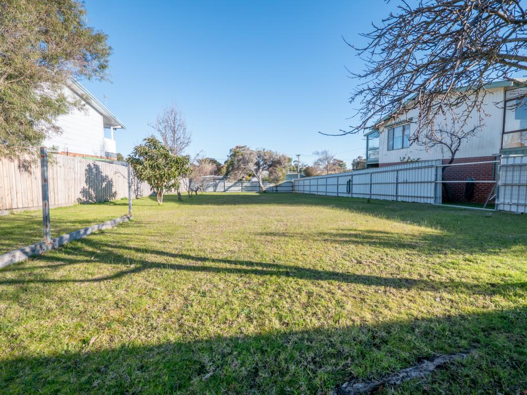 26 BERMUDA BEND, CORONET BAY, VIC 3984