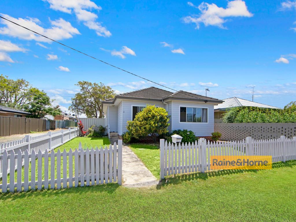41 Cambridge Street, Umina Beach, NSW 2257 House for rent OnTheHouse