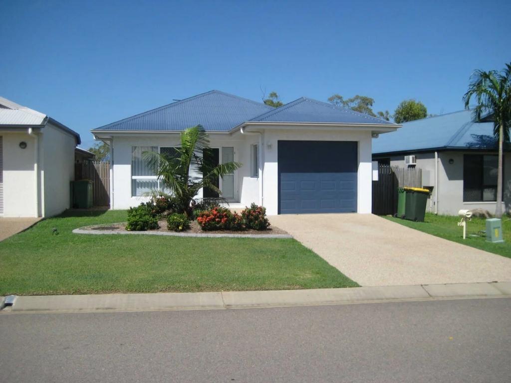 90 Estuary Pde, Douglas, QLD 4814