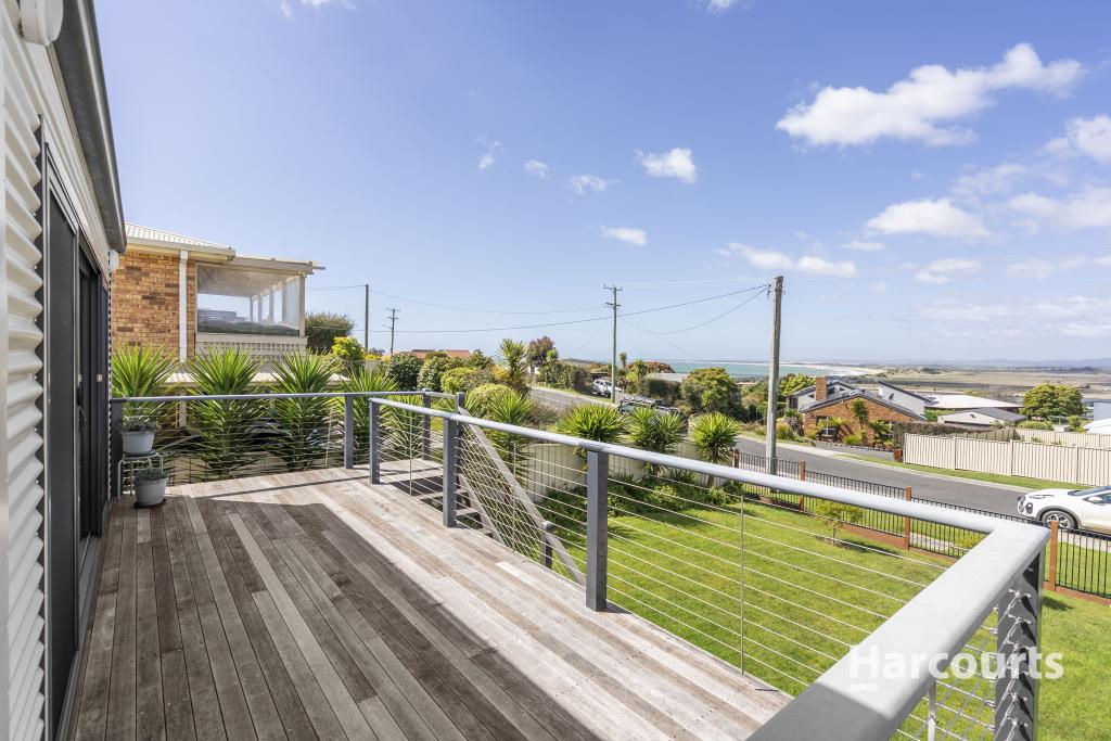 60 Emma St, Bridport, TAS 7262