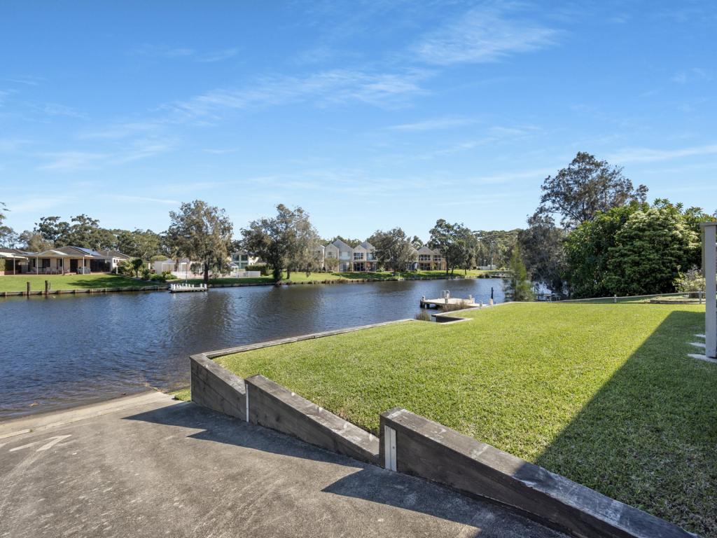 3 Plover Cl, Sussex Inlet, NSW 2540
